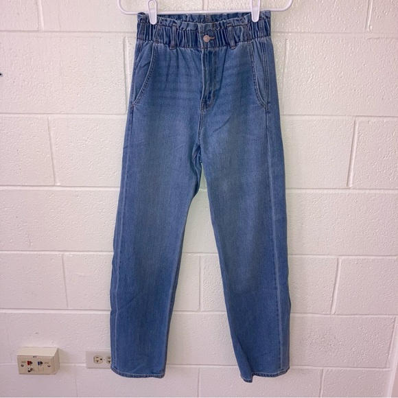 NWOT AE Mom Jeans - Picture 1 of 4
